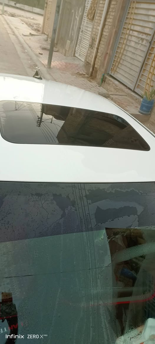 سلام عليكم اخواني للبيع النترا 2022 رقم اربيل السيارة فول بيه بيه ضربه بالباب موضحه بصوره السعر 160وبيه مجال مكاني كربلاء حي السلام ***********

***********
