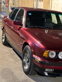 بيئم 525 سياره نضيفه كلش تبريد شغال حداديه جديده تخم تاير مكينه وكير ش...