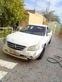 سياره نيسان للبيع حديده سعر خاص 07804358193