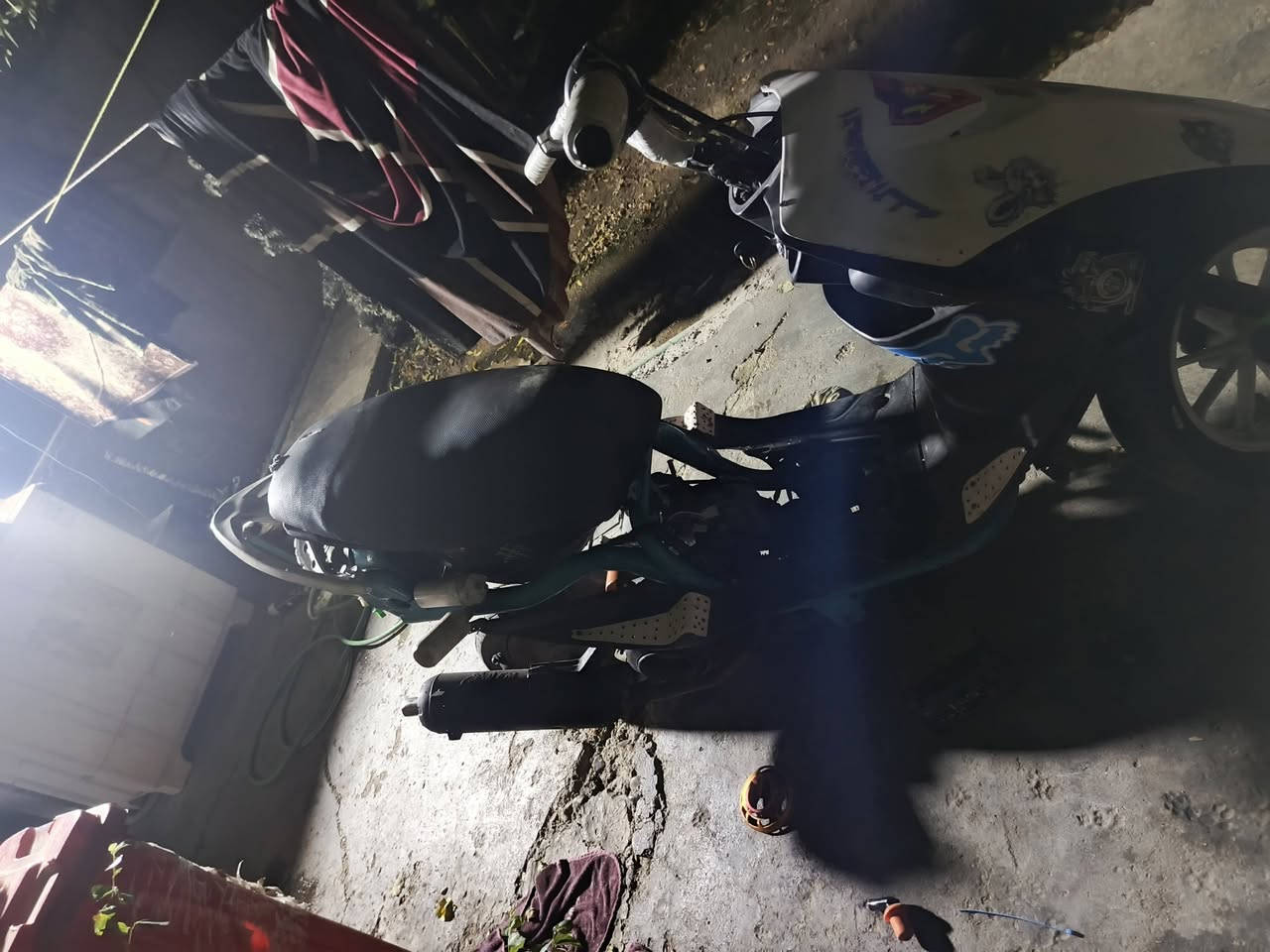 ماكس عدلة كاملة بس كاطعة نار مكينه شغالة طبيت بيها ب طسه قوية كطعت نار كوم حديد السعر 150 مكاني بغداد الجديدة النعيرية 772 904 7217

