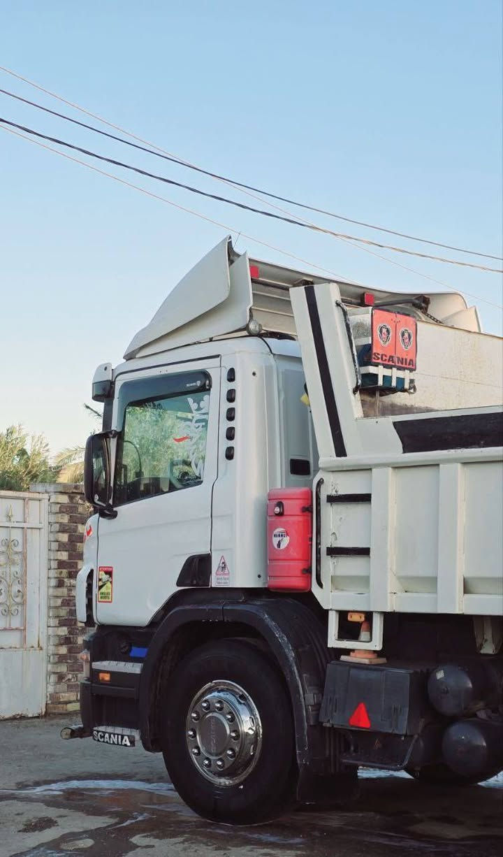 سلام عليكم سكانيه 2006 السياره بسمي  السنويه لل30 محرك 380 كير 900 كوبره شاصي 10 تدفأ تبريد مكفوله كفاله عامه  ما متواجد عله فيس *********** +*********** الموشراي لا ينتصل رجان
