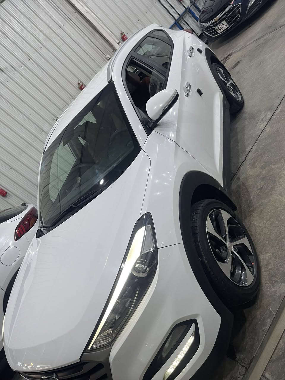 السلام عليكم
توسان موديل 2017 خليجي بيها بارد بالجاملغ الخلفي فقط والباقي مكفول من تبديل وصبغ كير محرك كفالة ماشيه 54 فقط رقم بغداد باسمي السعر 184
*********** 
مكان الاعظمية
