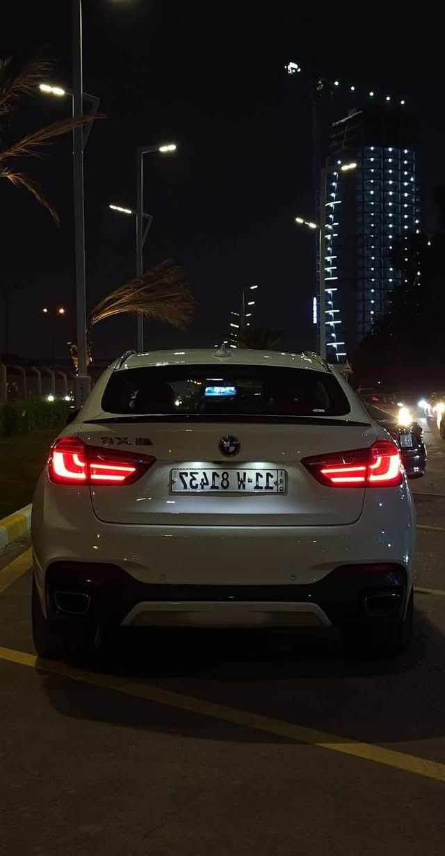 السلام عليكم بيع او مراوس bmw 2018 وفوك ناصيه
BMW X6 2018 سياره خليجيه 
ماشيه 92 الف
مواصفات 
اربع ابواب شفط
داتا شو 
صندوك كهرباىي 
سماعات هارمنكاردن 
ام بكج بلاد من شركه 
لايت تفاعلي
داخل ماروني
كاميرات 360 
حساسات تفاعليه ويه الازدحامات مع الكاميرات 
شاشات خلفيه
دخول ذكي اربع ابواب فتح وقفل
سياره فحص يم الوكاله صدر جديد 
تايرات جديده
بصمتين وياها وليس بصمه 
نصبتها كلش حلوه التايرات الخلفيه حجم 315

سياره وكاله مملعوب بيها طلع 320 حصان
بيها باب الخلفي مبدل نفس اللون  
كير مكينه مكفوله 
صور سونار البدي حنزلها ويه الصور
***********
مكان السياره بغداد الغزاليه

