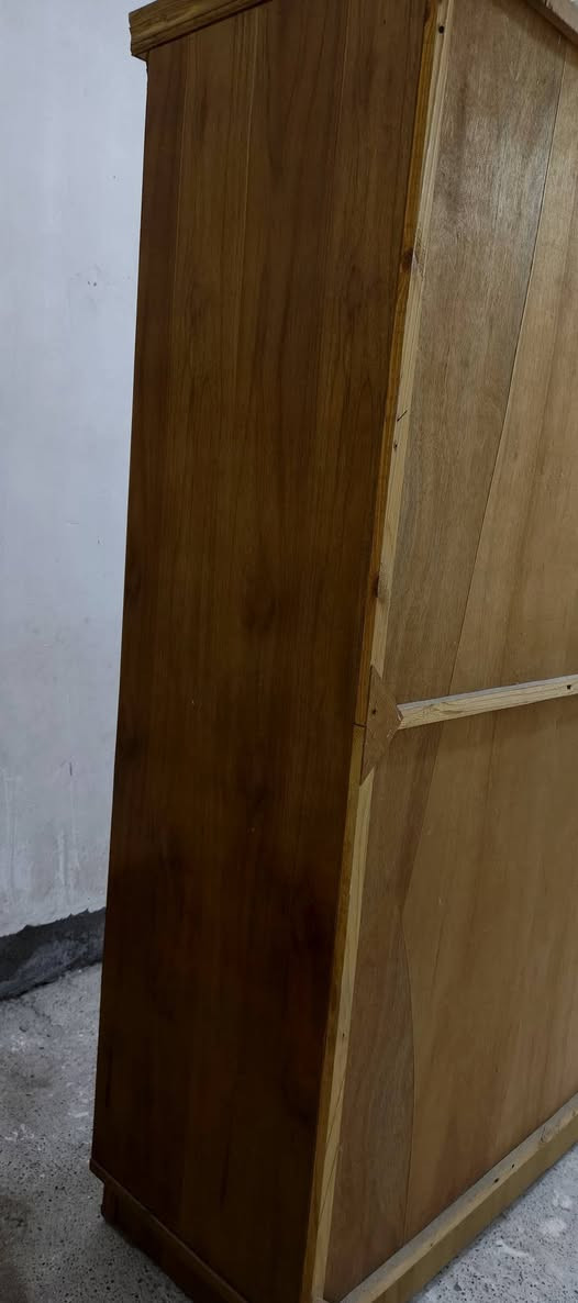 كنتور للبيع جديد مستعمل سبوع نضاف ١٠٠٪
السعر 200 وبي مجال

رقم الهاتف ***********
