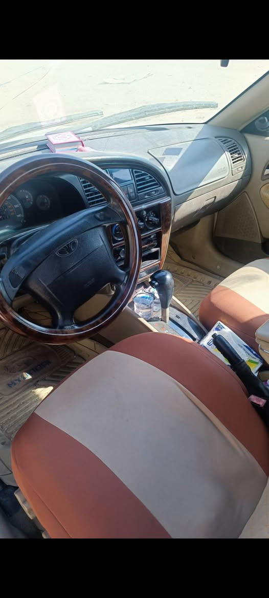 دايو نوبيرا موديل 2002 سيارة جاهزة كير مكينة حدادة تبريد جاهزة شغل واطلع لمحافظتك رقم بغداد سنوية لنهاية 2027 
سيارة حلوة وناعمة ومناقصهة شي سعرها 49 وبيها مجال قليل مكاني ديوانية *********** ديوانية, القادسية
