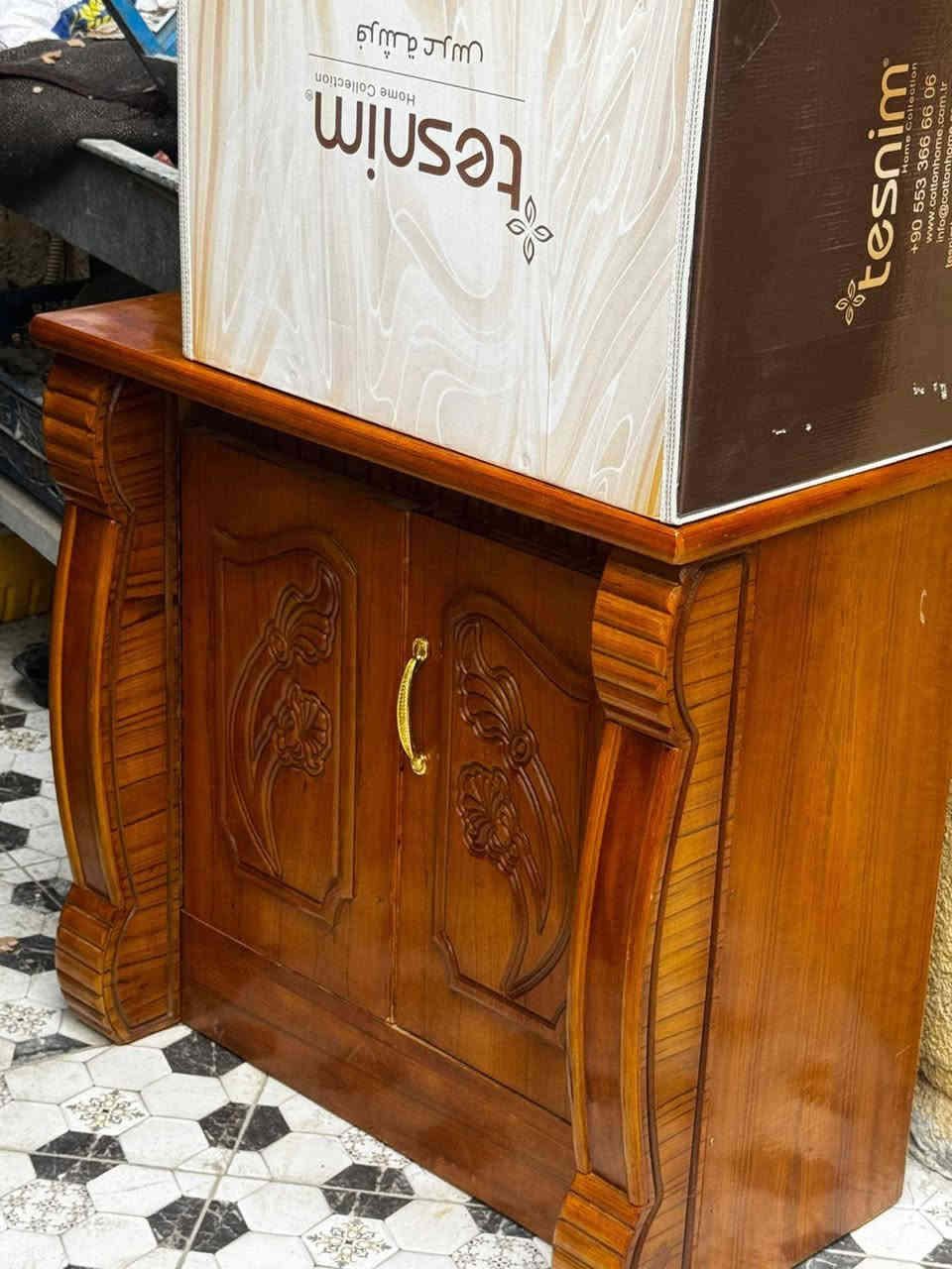 سلام عليكم غرفه تزكام بعده ما منصوبا الله شاهد عله كلامي ما مستخدمه ابد 6بيبان بكاني  بصره ابو الخصيب جامع الشهيد طه السعر مليون قفل تونه ماخذين ابمليون ونص قبل يومين خذيناها للتواصل ***********
