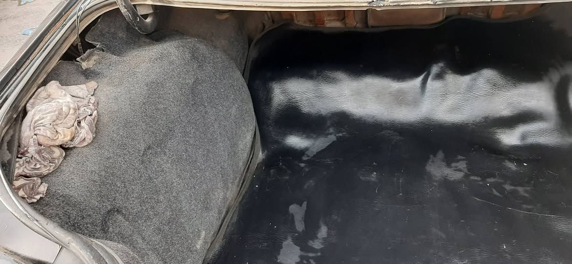 السلام عليكم 
برنس فراش موديل 97 باسمي اوتو تبريد شغال محرك وكير نظيفات الكهربائيات كلها شغالة لا تنقيص ولا تبخير السعر 34 وبيها مجال مكاني بغداد شاطئ التاجي 
***********
 *********** واتساب
