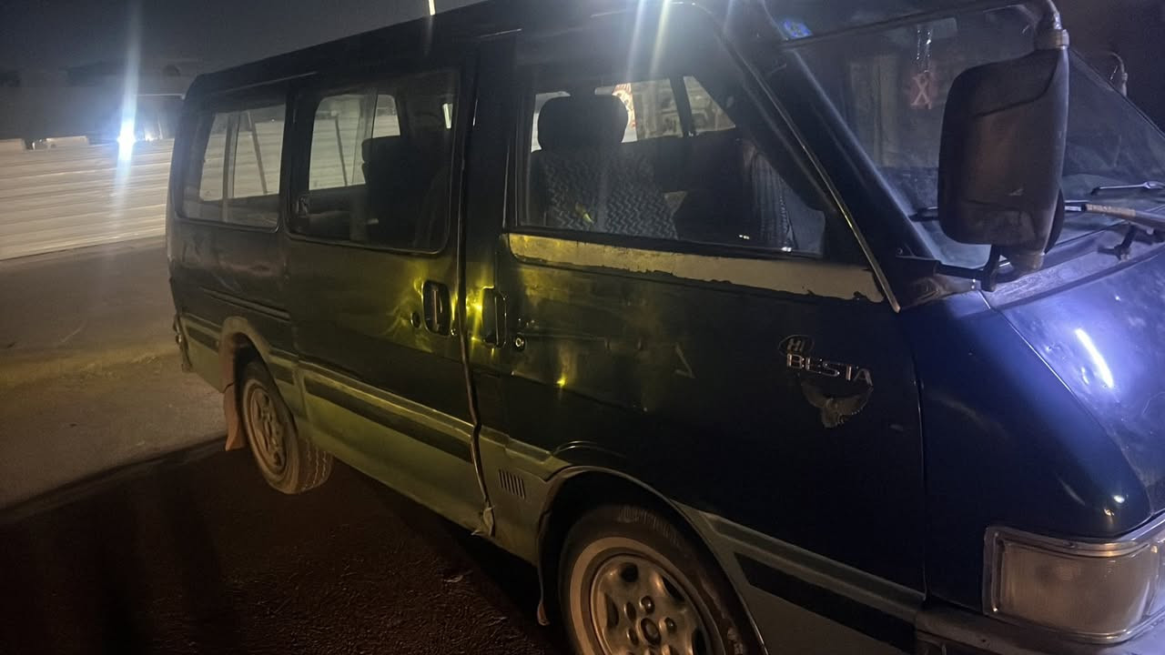 سلام عليكم للبيع بستا مديل 94 رقم اصفر بغداد مكان غزاليه *********** واتساب
