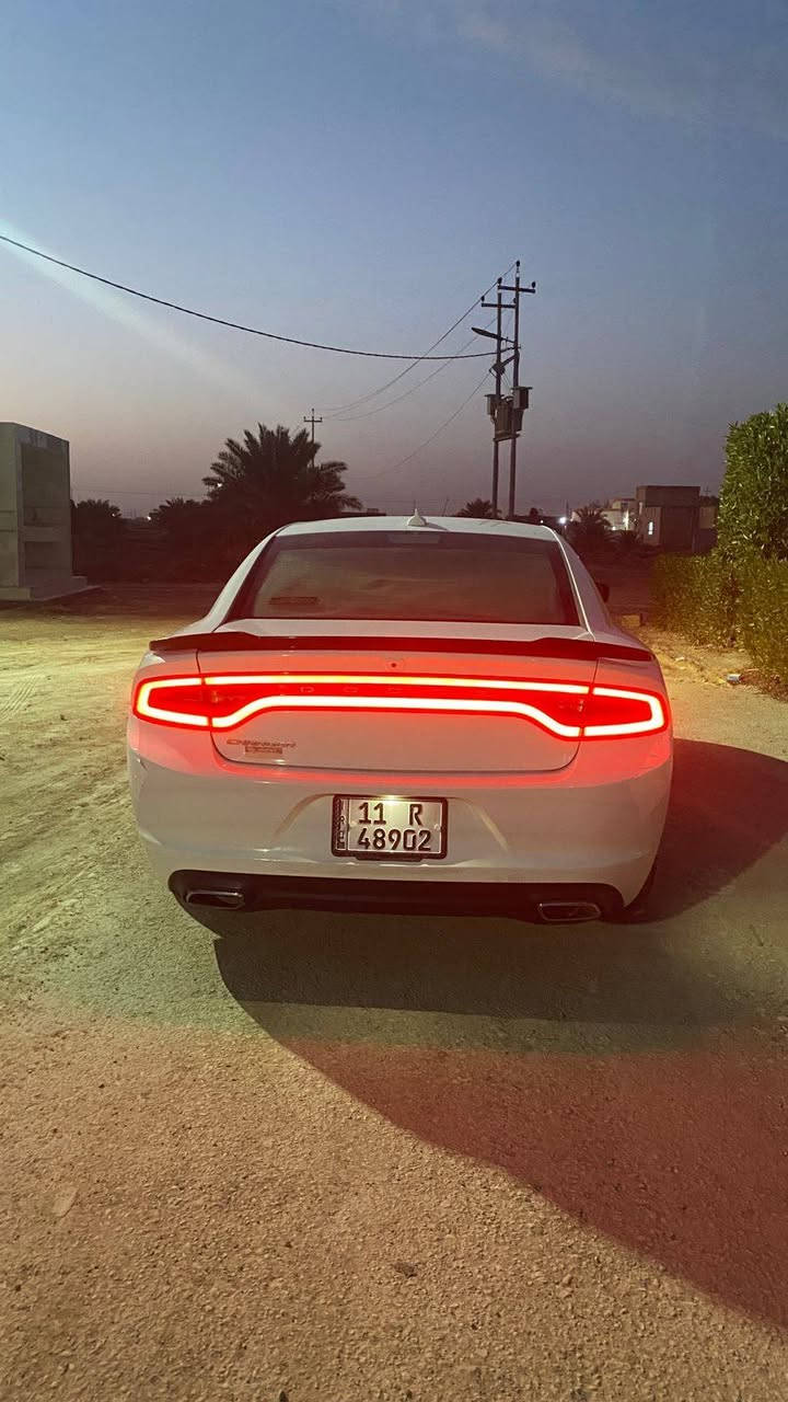 السلام عليكم
دوج جارجر موديل 2016
مكينه وكير مكفولات
حداديه جاهزه من الطول للطول 
مواصفات
شاشه كبيره 
كامره 
تشغيل عن بعد
ويل 18 تخم تاير جديد
السياره وارد كندي بدون حادث فقط سرقه 
رقم بغداد انكليزي تحويل ثاني يوم شرط 

للبيع أو مرواس حسب القناعه 
السعر 178 وبيها مجال للطيبين 
مكان السياره سماوه 
رقم الهاتف ***********
