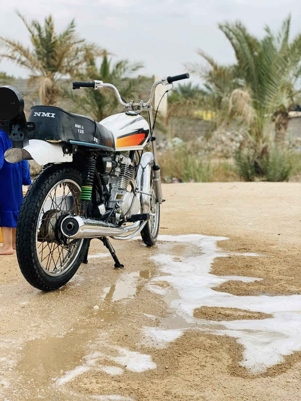 دراجه  ادرات تعمير جديد مكينه سيجي نامه 
مكينه ناعمه حلوه سعر 400 وبي مجال قليل 
مكان هارثه مسحب 
***********
