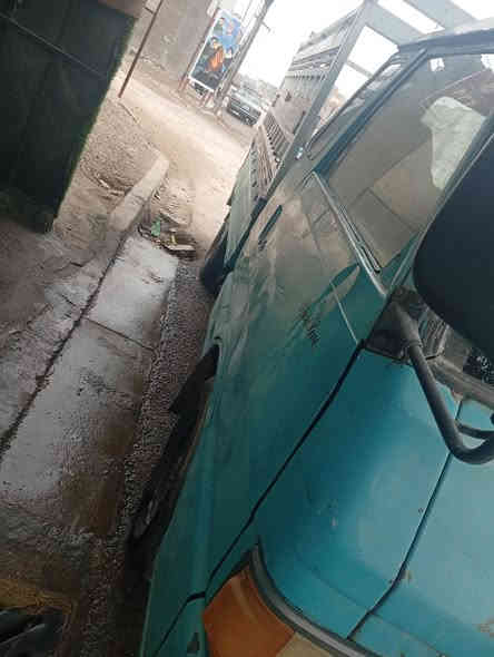 كيه خير  الله موديل 1994نضيفه قبل 4اشهر جفتت عام كلفت عليه 700الله شاهد تخم تاير صدر صدر نضيف باتري حديد اكسل خير خير من الله بسمي سنويه لغاية 26 رقم انكليزي كله مصفره هسه حولت جديد السعر 55بيه مجال رقم بغداد  رقم مبايل بيه واتساب *********** متواجد عنوان بغداد البياع
