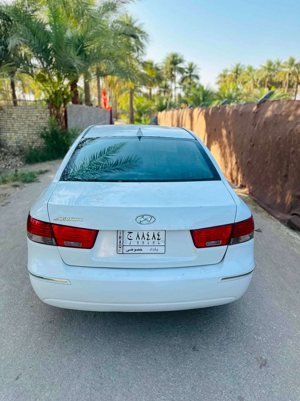 للبيع سوناتا 2008 خليجي مكينه 2400 دوش. 
بيها صبغ حزام فقط بدون ضربه قويه بدون دواخل.
رقم بغداد الماني سنويه لل 2027 تحويل مباشر. 
سياره نظيفه وجاهزه من كلشي مال جناي ما بيها نقص. 
مكينه كير جديدات تبريد تخم تاير كهربائيات كله كفاله.  
(السعر 79$وبيها مجال للشراي) العنوان بابل الهاشميه.  
،،،
(( *********** )).
