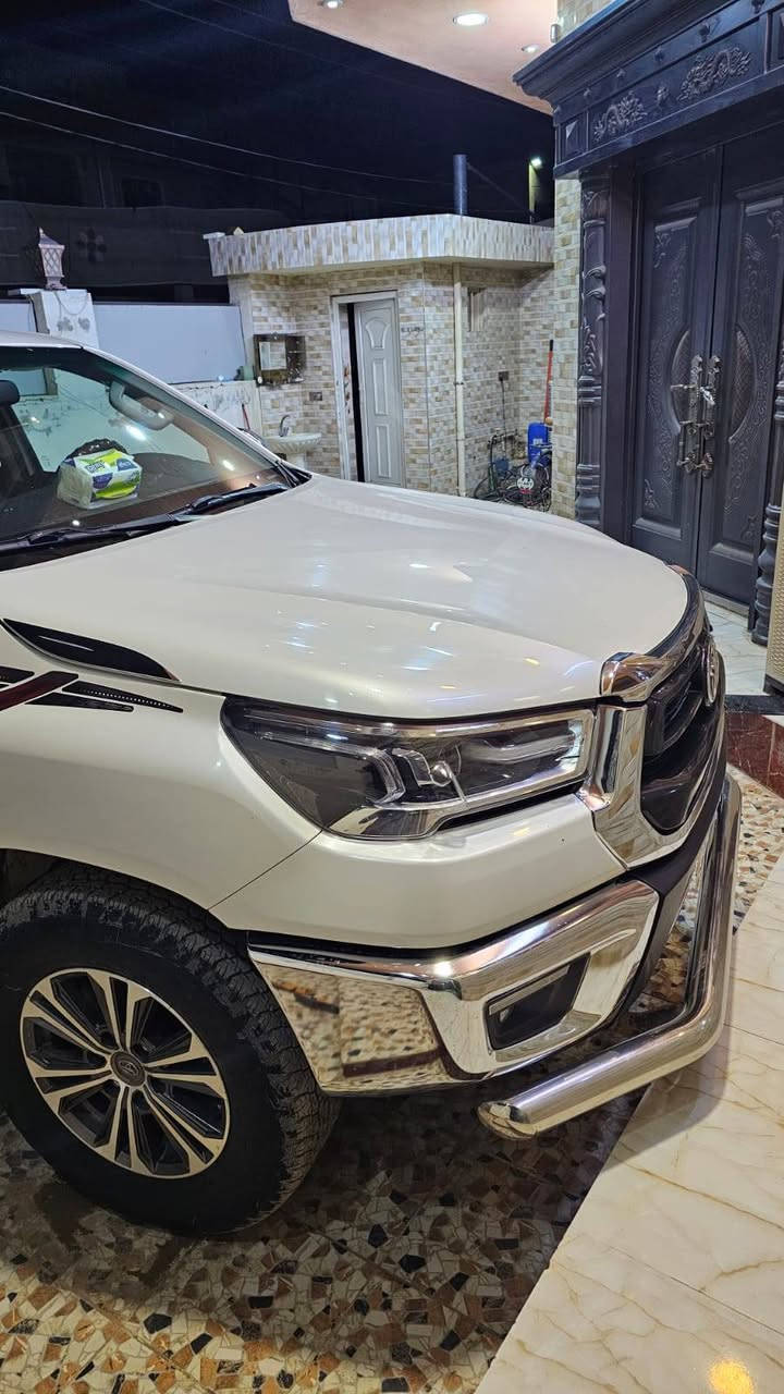 سلام عليكم للبيع بيكم  فورويل 
موديل 22.              سعودي 
سعر 315 بيه مجال 
فول مواصفات. ماشيه 61 
مكفوله من كل نواحي 
استفسار اتصال ***********
