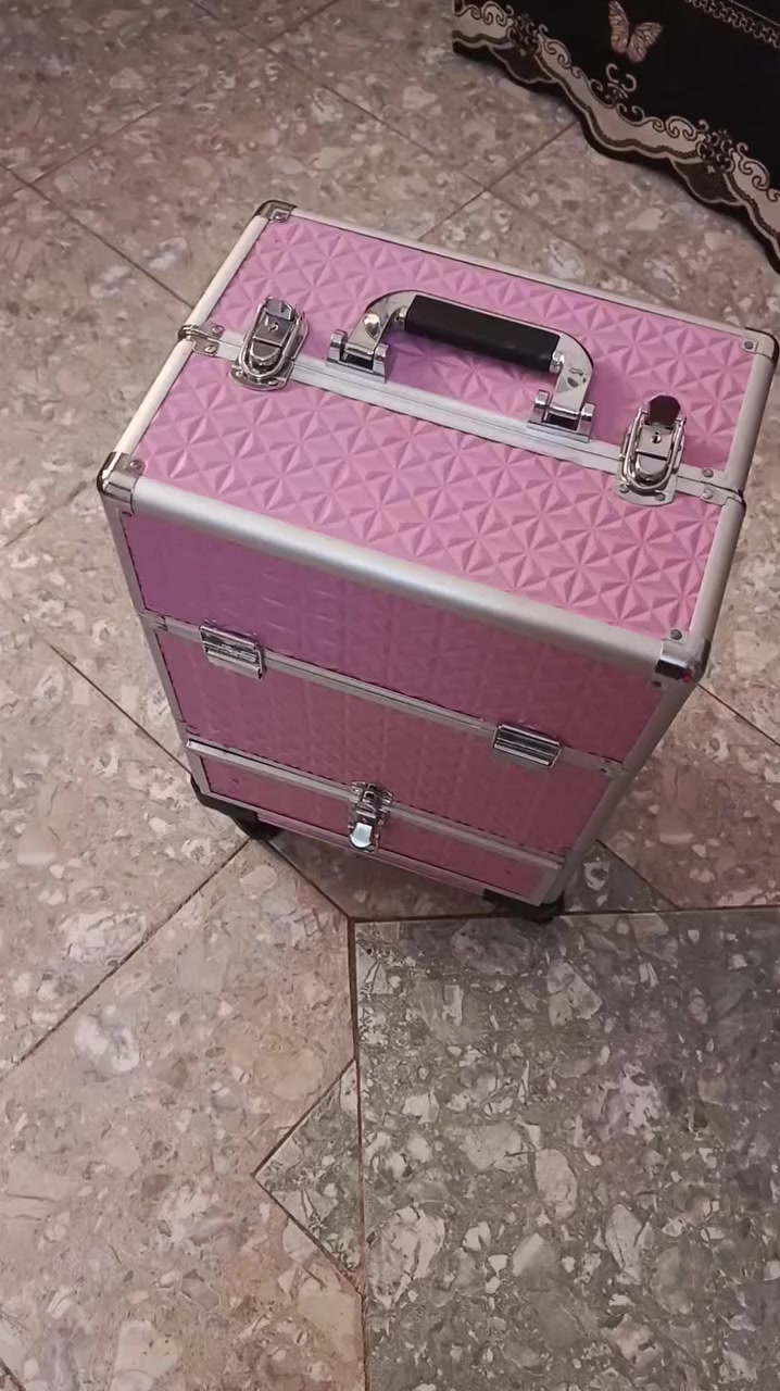 متوفر جنطة ميكب حجم كبير بعدها جديدة نوع اكرلك تاخذكمية مكياج خيرمن الله سبب البيع صالون صغيرماعندي مكان مابيها ولاخدش صار سبوع من اخذتها
متوفرتوصيل لكل محافضات اخذتها 140
اريدها ب95


**إذا كنت صاحب هذا الإعلان وتريد حذفه لأي سبب، رجاءا أرسل رسالة إلى الدعم الفني**