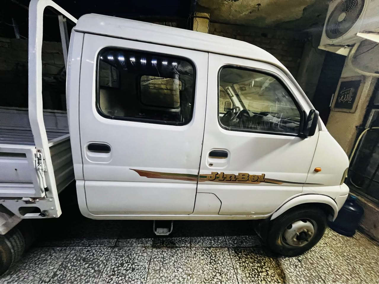 السلام عليكم جنبي موديل 2011 استلام شركه 2014 السياره جديده جانت مضمومه ماشيه 700 الف تقريبا كير مكينه مكفولات كاز مو بانزين كير عادي سنويه باسمنه معروضه ب50 ورقه ‭+964 770 255 4109‬ بغداد, العراق
