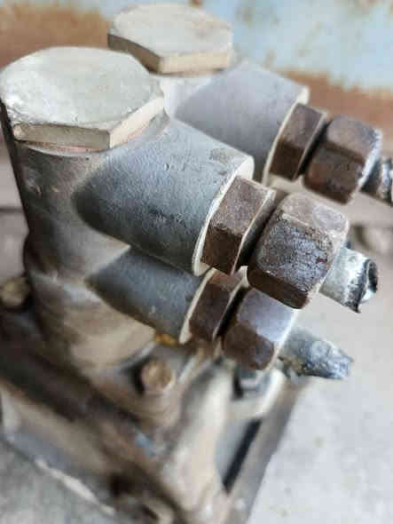 غراض مان بوز ٨٢ اصلي مستعمل نضيف عنوان بغداد جرف نداف محل قيصر تصال ***********
