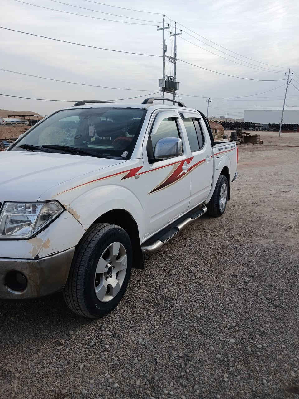 نيفار 2009 LE للبيع
سيارة جاهزة مجهزة، محرك مجفته جديد ، كير اوتماتيك، مسويلها ادامة تامة، 
تخم تاير جديد
صدر كله جديد 
لايتات زنون
تحكم استيرن 
دواخل نظيفه وحلوة
سنوية باسمي ل2030 
رقم انبار، تحويل ثاني يوم 
 السيارة ضررها متجية ومبدل بيها 3 بوب 
السعر 72 وبيها مجال، 
اتصال : ***********
