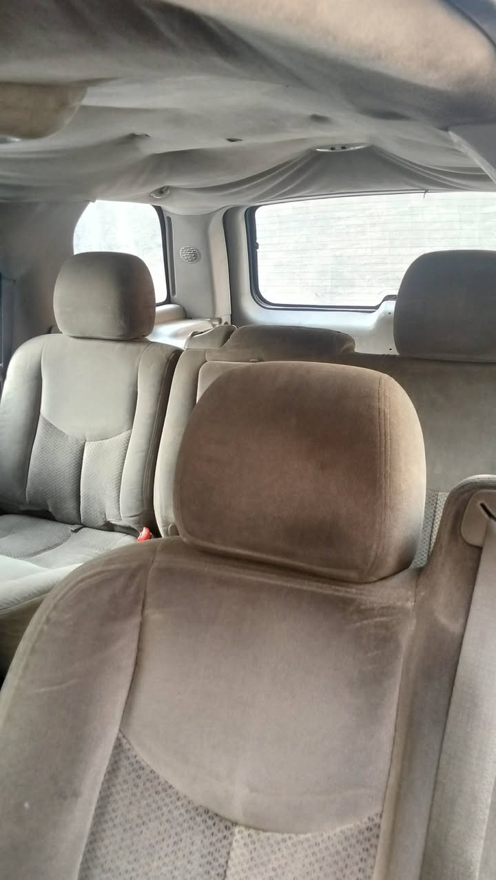 السلام عليكم تاهو موديل 2005 للبيع سياره بلاديه ومقفوله من لكص مان بغداد 50 وبيها مجال للطيبين/***********
