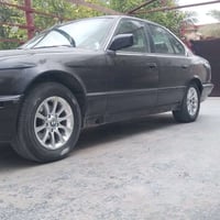 بي إم دبليو • 520i • بي إم دبليو 1991 • سيارة سبورت • محرك 28 • كير عا...