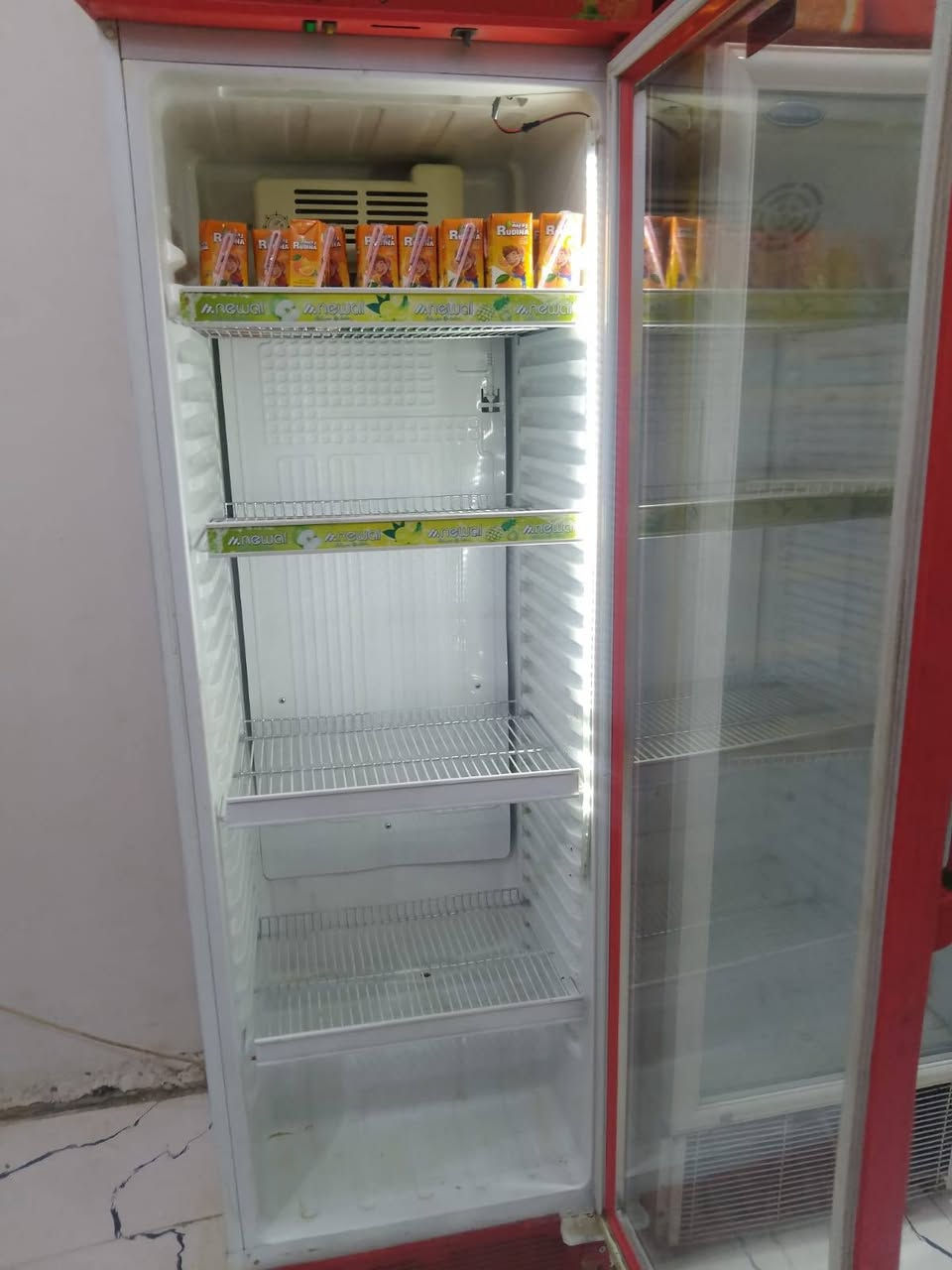 برادات 2
مجمده جديده مستخدمه شهر واحد فقط
سبلت طن ونص
رفوف عدد 28 مع كامل ملحقات 
ب سعر كلش مناسب 

.. المكان الناصرية اسديناويه 
التواصل ***********
