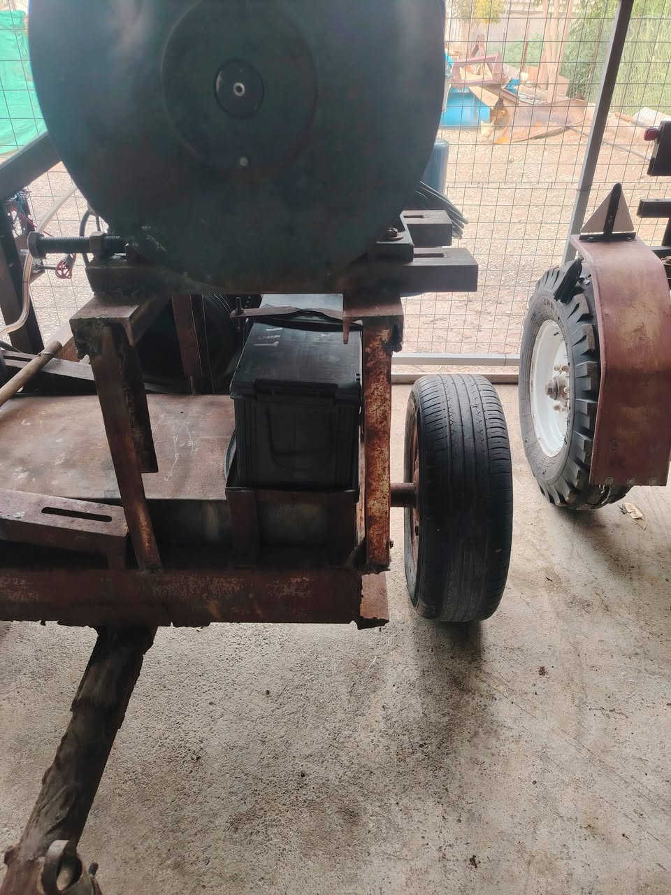 البيع مكينه عنتر ٣ بستم بدون توليد  مكان ديالى خانقين ***********
