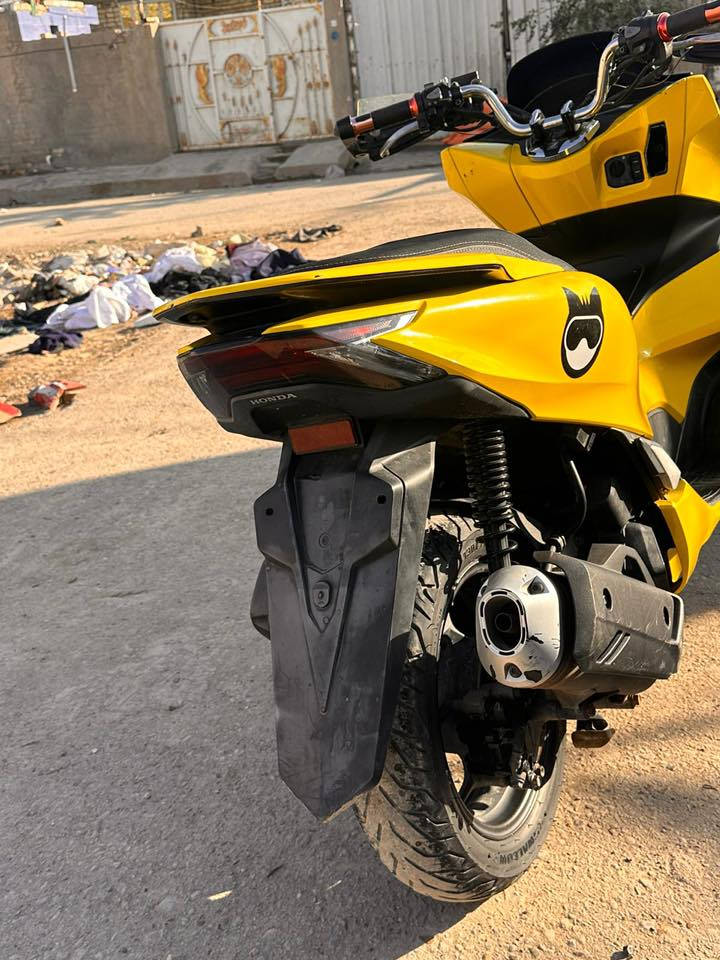 سلام عليكم
بيسي اكس جيل 4 

فول مواصفات حساسات كلهه شغاله 

لون مميز ليمونه 🍋

دراجه كفاله عامه تايرات الشركه بيهه بعدهن جدد 

بيهه طكه خفيفه موضحه بل صور 

واذه دور تعبان لا ترسلني ولا تخابر فدوه اروحلك 

دراجه مال بيت كوري 

سعر 22$ 

وبيهه مجال حك الجيه وأرق منفيس
***********
