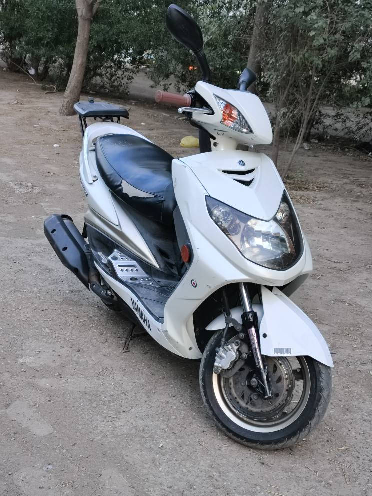 السلام عليكم
 سكنس فحل نوزل طلاعات خطين كفاله عامه خير من الله من التاير للسويج تراي يخبل مال رمبه نزلتها بشهر السابع ب مليون و 600 وهسه عندي ضرف اريد ابيع سعرها مليون و 150  وبيها مجال للشراي 
مكاني الغزاليه
سعرها مليون و150 وبيها مجال
رقمي *********** بغداد, العراق
