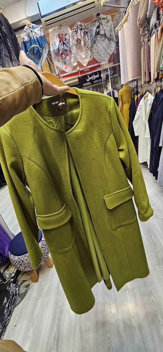 هەمووی بەیەکەوە دانەی ٥ هەزار هەڕاج تازەن لەبەر نەکراوە بەشێکی قیاساتە لە بچوکترین قیاسی ٣٦ لە سلێمانیم *********** لە وەتس ئەپ پەیوەندی بکە
