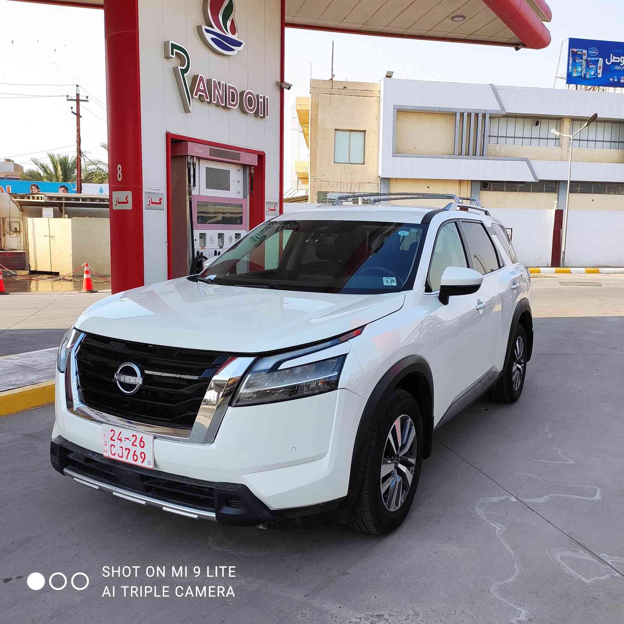 📌 Nissan Pathfinder 2024 SL 4WD
تبديل جنطه بلادي  
♂️عداد المسافة 9900 mile 
💵 (السعر/26800 $) 
♦️(السيارة بدون ايرباك) 
♦️ (السيارة ترقم شمالي/سليمانية-أربيل-دهوك) 
♦️المواصفات :
SL 4WD فول عدا بانوراما
بصمة تشغيل
شحن واير لس
بصمة ابواب
تشغيل عن بعد(Remote Start) 
صندوق شفط كهربائي 
كاميرات محيطية 360°
رادار امامي (تحديد مسار)
رادار جانبي (نقاط عمياء)
رادار خلفي (تحذير من الاصطدام)
حساسات امامية+ خلفية
كشنات جلد
كشنات تدفئة 
كشن خلفي متصل 
تبريد قطعتين لمس
بردات خلفية 
تحكم وضعيات القيادة...Drive Modes 
اوتو ستارت Auto Start 
اوتو ستوب Auto Stop
شفتات استيرن 
هيتر استيرن
Apple Car Play
Android Auto 
هاند بريك بصمة
اوتو هولد Auto Hold
شاشة كبيرة لمس+كاميرا
وبقية المواصفات المعروفة
معرض البروج♦️كركوك شارع المعارض
♦️ للاتصال
***********
