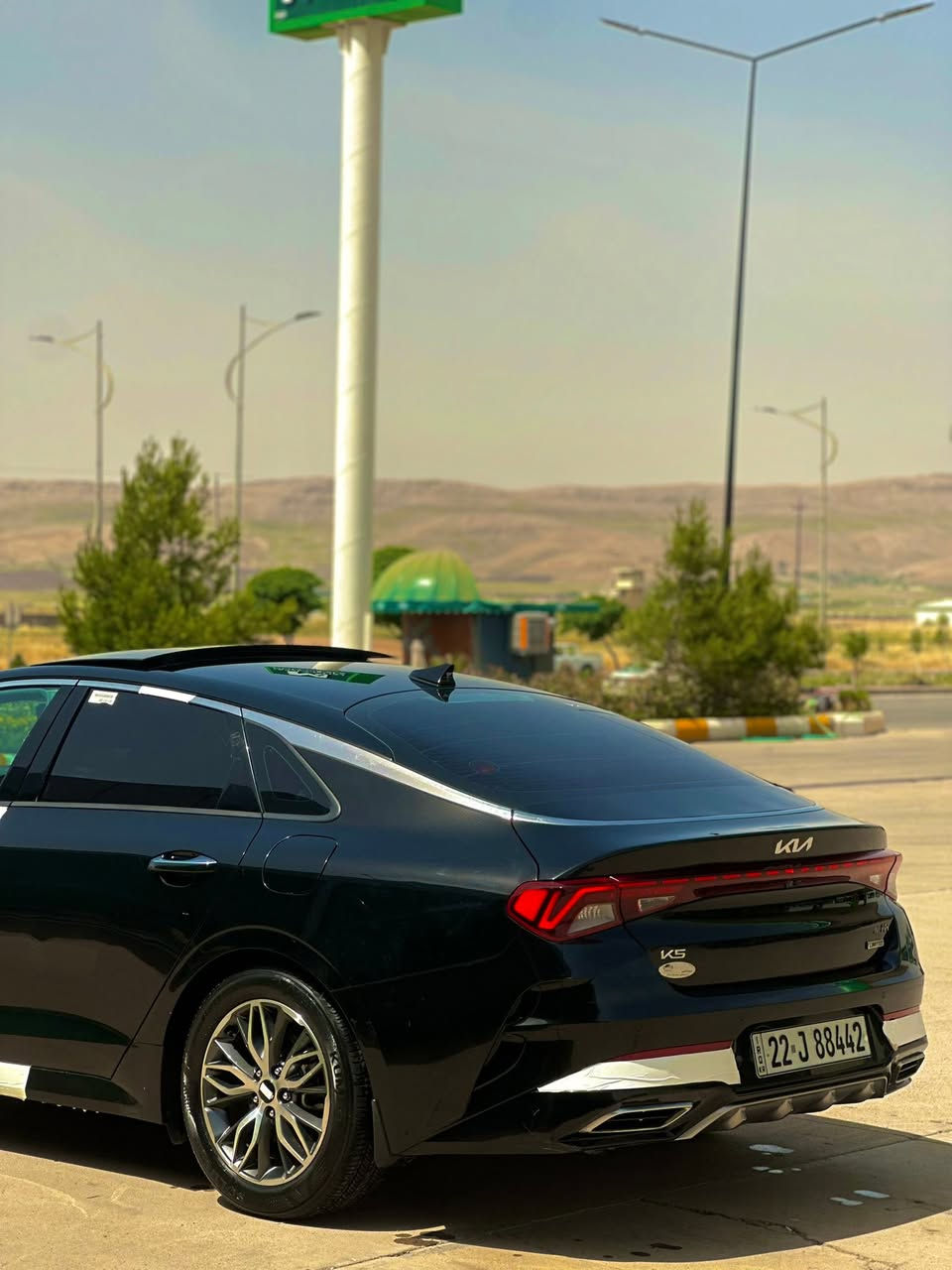 سلام عليكم
للبيع او مراوس جارجر او اوبامه
كي فايف موديل 2023 
خليجي كفاله عامه البجم مغلفppf بيها بارده مكانين فقط
السياره فول مواصفات بانوراما كامره خلفيه سياره احلى من الصور 
محركهاا 2000 دوش المرغوب بسوك 
سياره استخدام شخصي مامتعوبه 
مكان السياره البصره
اتصل وبيك خير وتدلل ***********
