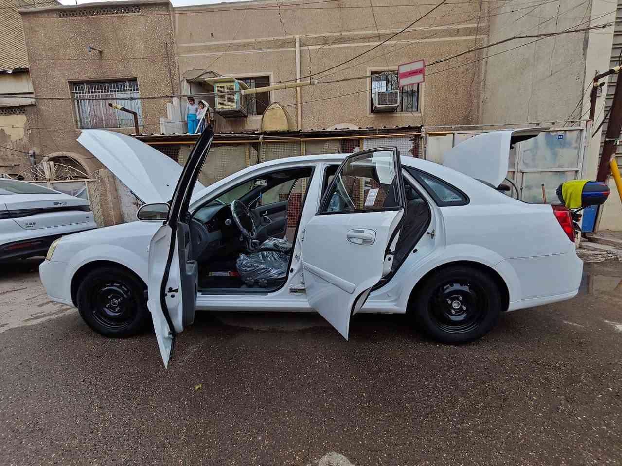 السلام عليكم اوبترا موديل 12السياره جديد وضع الشركة مكفولة من كلشي ماشيه 80الف السعر 112وبيه مجال الاتصال ***********. اخوان إلي ميعجبه السعر لايعلق تعليق سلبي رجائن
