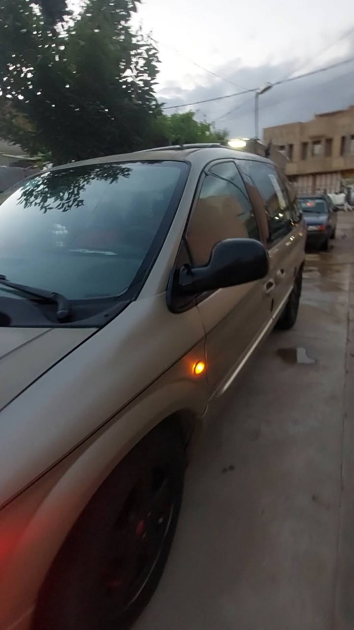 دوج كرفان
٢٠٠٥
كير محرك شرط 
طخم وره كدام نضيف 
تبريد عل سويج 
بدون ضرر صبغ حزام جماليه 
كهرباءيات شغاله 
قفل مركزي 
شاشا كامره 
توماتيك 
توشمه ارضيه كشنات كلو جديد 
منضومه غاز او بانزين  او كرت غاز بيها 
محرك ٣٣٠٠ المرغوب 
ليتات جدد مع بلجكتورات جدد ناصي زنون بلاجتورات زنون سياره مال جناي سعر ٦٧


**إذا كنت صاحب هذا الإعلان وتريد حذفه لأي سبب، رجاءا أرسل رسالة إلى الدعم الفني**