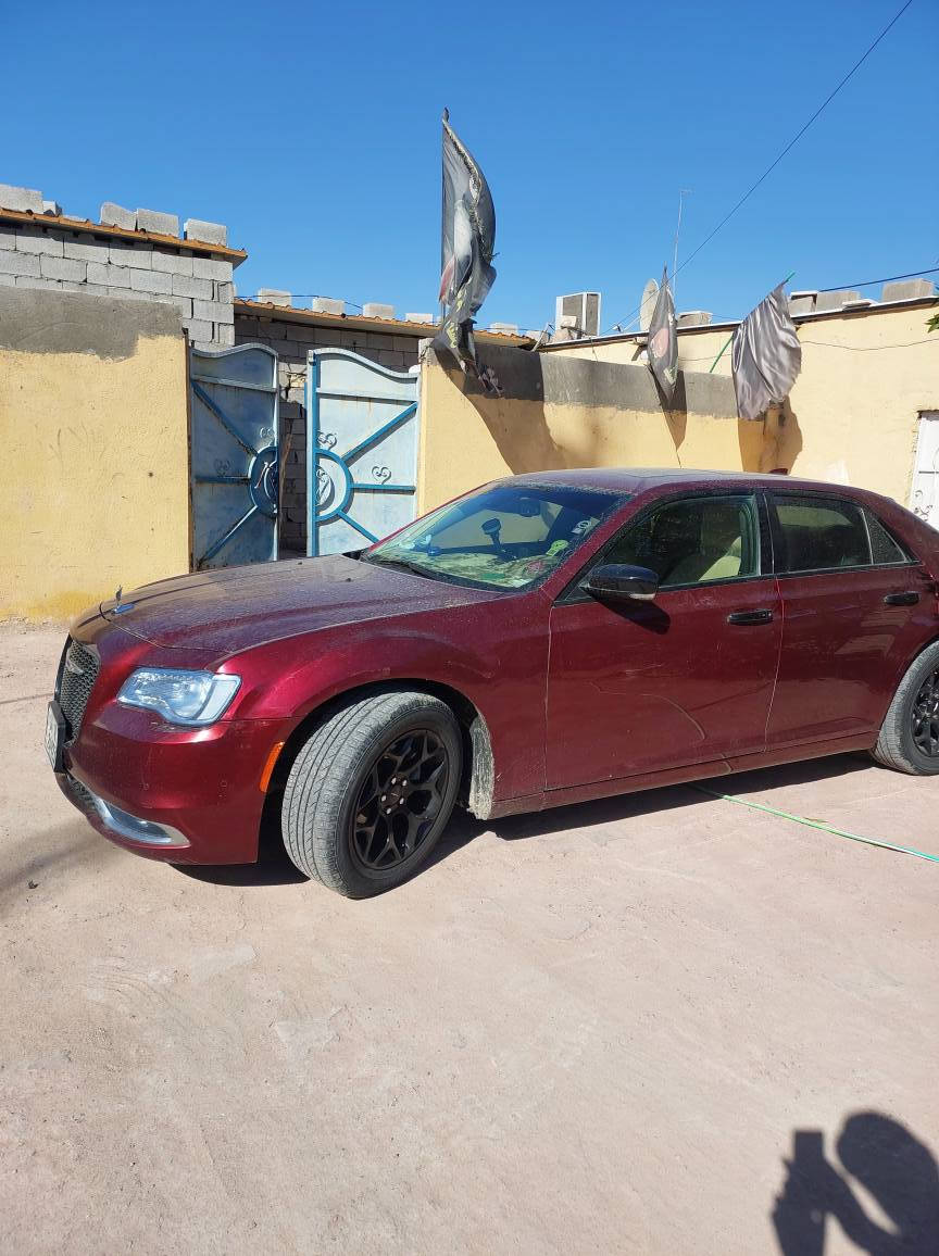 سلام عليكم اوبامه ١٨ معلايه ٢٣ سياره sفول تنته رادارات جاهزه للخير تبريد تتفئه كشنات ستيرن سياره نضيفه بيها بابين تبديل نفس الون بدون صبغ بدون دواخل رقم بصره جاهزه عنوان بصره امن الداخلي *********** البصرة, العراق
