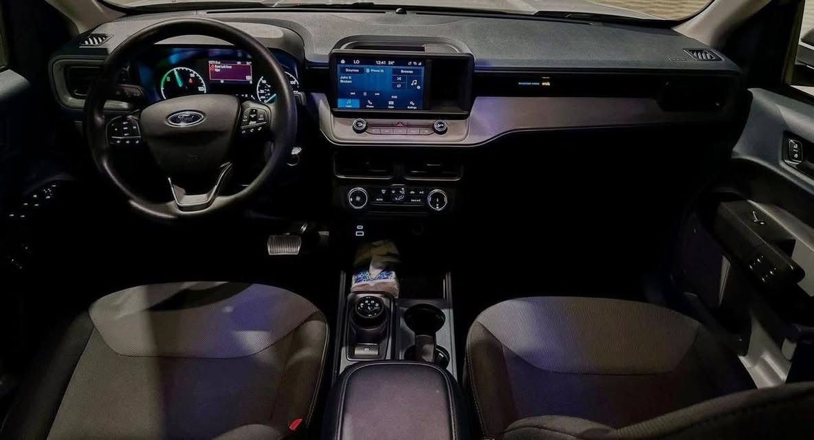 السلام عليكم فورد مافرك موديل 2023  هايبرد  ضرر جدا بسيط بجم كبس صور الحادث مرفقة السعر 170$ للاستفسار ***********
