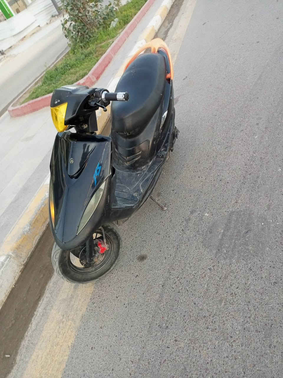 سلام عليكم ماكس عدله نضيفه كامله 
عوزه سلف مفتوحه ولفات مشيه حلو
ختم واحد جاهزه سعر 450 وبيها مجال ناصريه مركز مدينة


**إذا كنت صاحب هذا الإعلان وتريد حذفه لأي سبب، رجاءا أرسل رسالة إلى الدعم الفني**