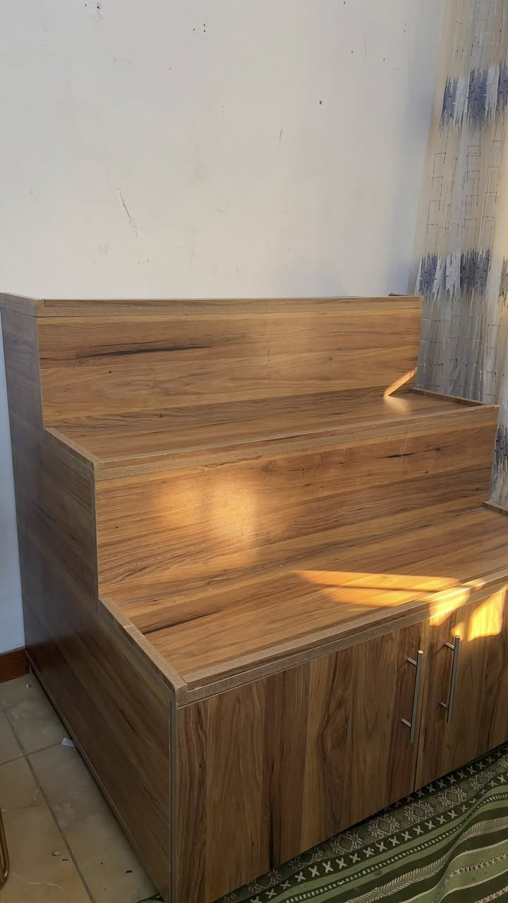 سلام عليكم للبيع مكاني بغداد المشتل متواجد على ماسنجر و هذا رقمي ***********
