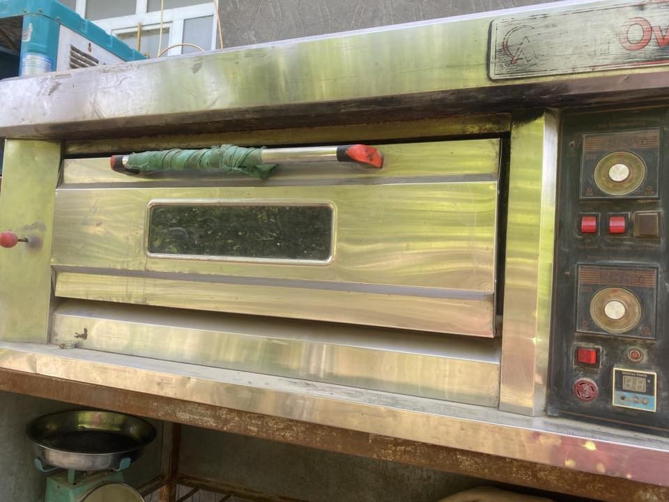 فرن للبيع شغال مابي اي عطل 
 عنوان حله سياحي 
 استفسار اتصال على رقم***********
