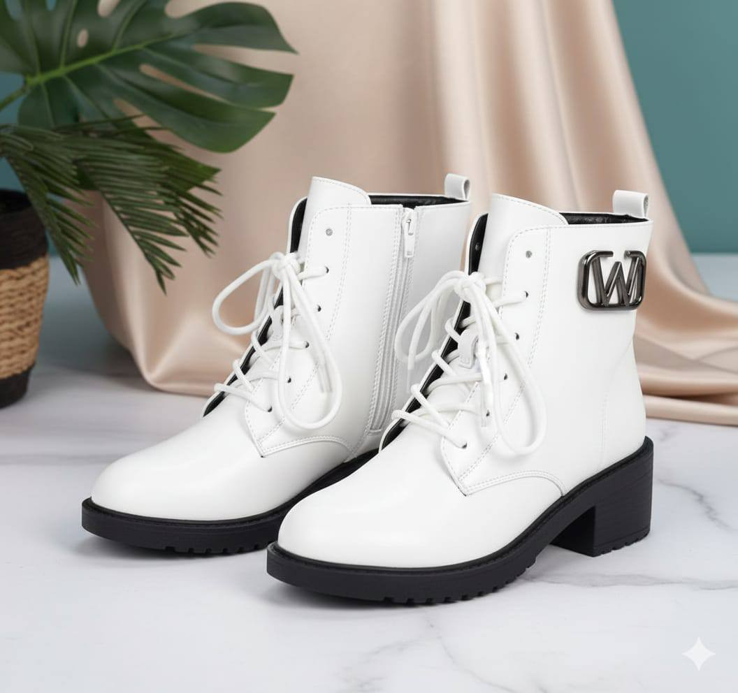 يله بنات اليوم سوين تخفيضات على جميع بوت صار بس 15 الف بلاش صار 
يوجد خدمة كافت المحافظات 
رقم واتساب ***********
