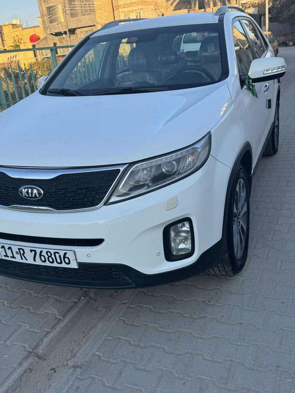 كيا سورنتو 2015 خليجي رقم بغداد مكفوله كفاله عامه
7راكب مع كشنات جلد 
 حساس امامي خلفي  
 3 قطع تبريد 
 3 انظمه قياده 
 يو اس بي
 بردات بلادية 
 تحكم ستيرن 
قماره حديد
 كامرا خلفيه 
‏V6 ستة سلندر 
جاهزة بدون اي نقص
رقم بغداد باسمي شرط  التحويل ثاني يوم 
مكان السياره بغداد 
السونار موجود 
السعر  185وبيه مجال                ***********
