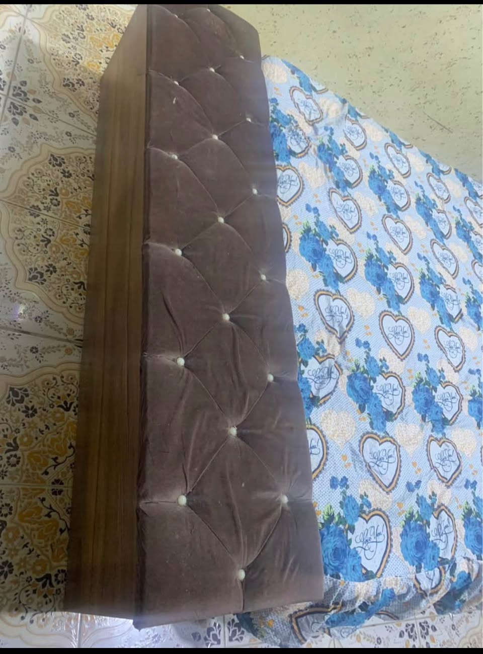 غرفة نوم تركي السعر 550 قفل العنوان ابي الخصيب جيكور للاستفسار الاتصال بالرقم *********** البصرة, العراق
