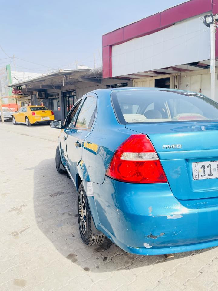 سلام عليكم أفيو موديل 2009 رقم بغداد دولي مكينه 1600 مفتوح  صدر  جديد تبريد ❄️
مكان بغداد المحموديه 
السعر 55 وبيه مجال 
***********
