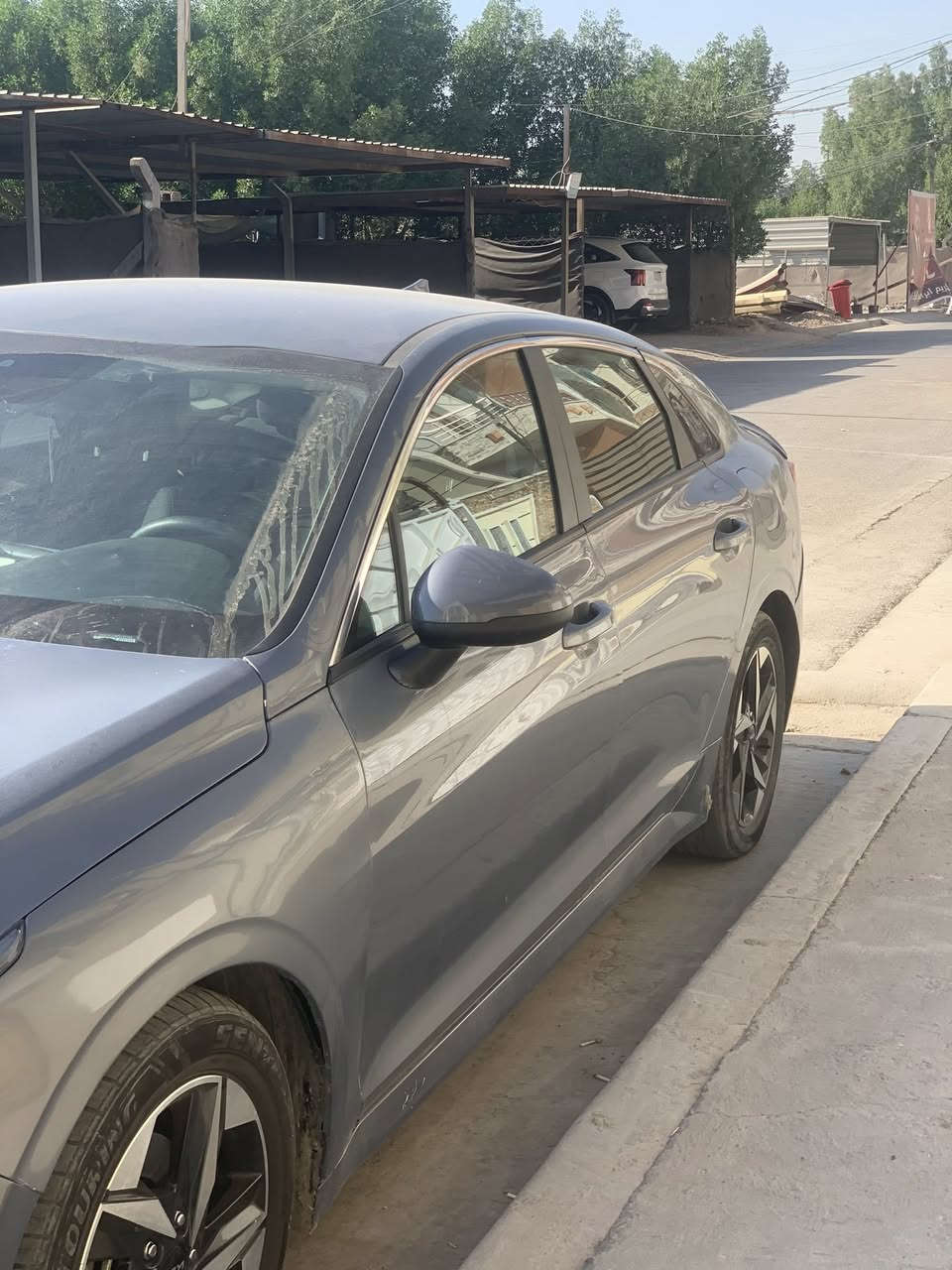 سلام عليكم سياره كي 5  مديل 2023مكان بغداد السعر 155ورقم الهاتف ***********
