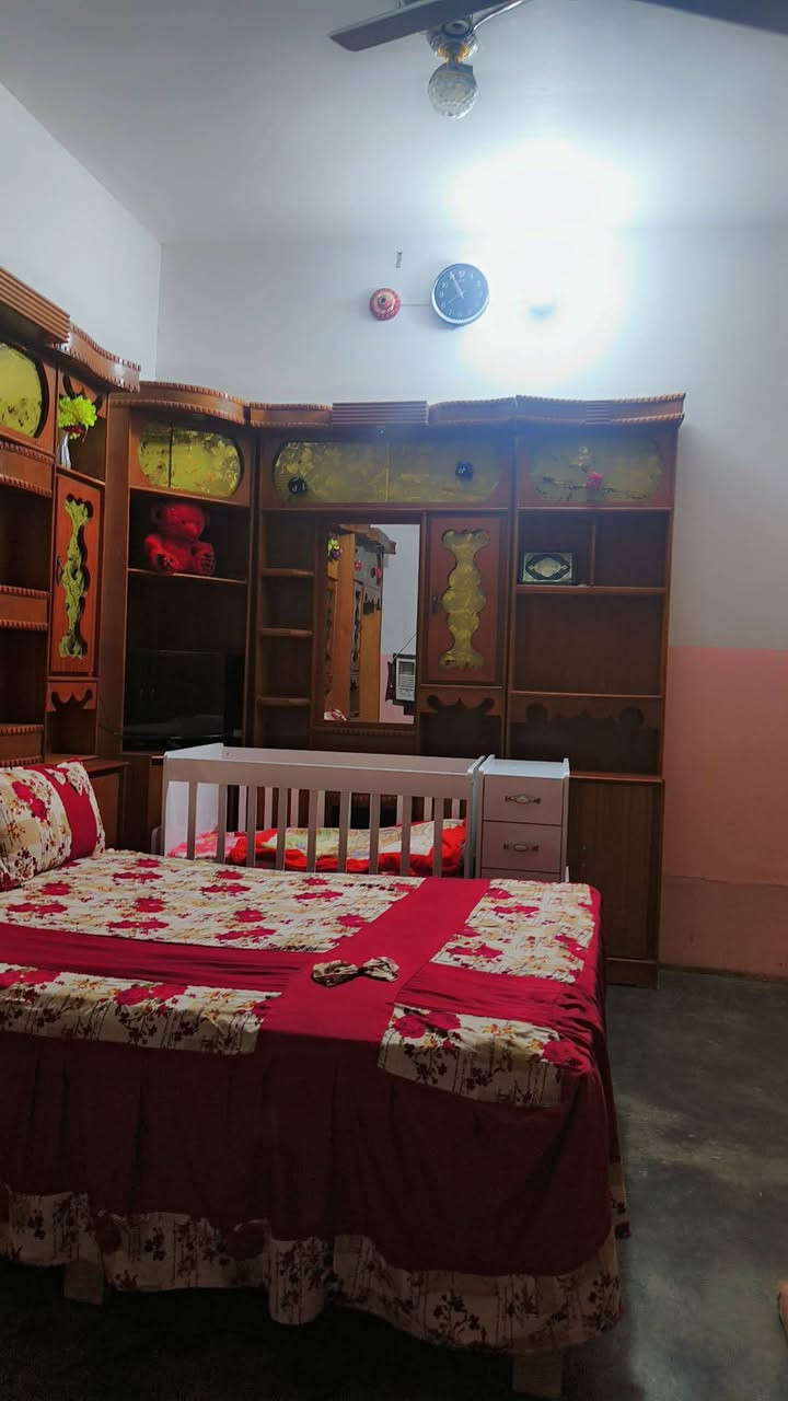 السلام عليكم ورحمةالله وبركاته
غرفةنوم للبيع
المكان:الانبارالمجر
السعر:650 وبيهامجال
للاستفسارالاتصال على رقم الهاتف  
 ***********
