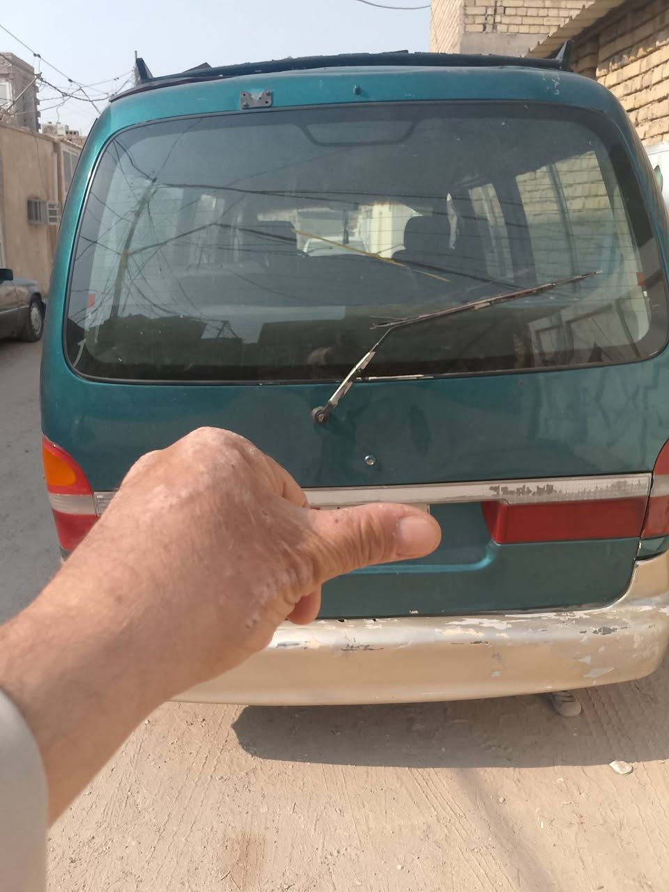 السلام عليكم من رخصة المسؤل موديل 99 مصفر هيه بحث وخط محرك كير اكسل شواصي الكدام معمرات سياره جاهزه مكان النجف رقم الماني ميسان لبيع السعر 55 وبي مجال بسيط رقم ***********
