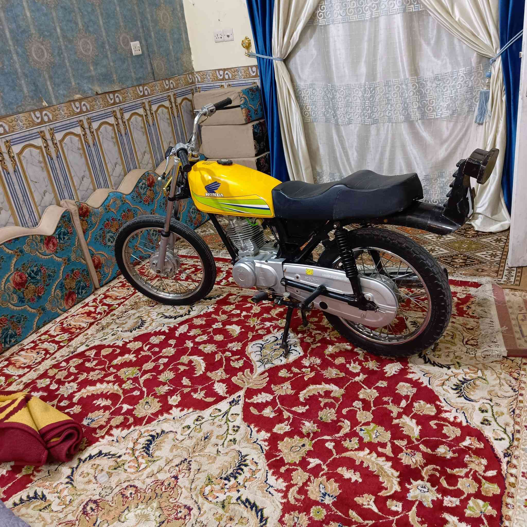 دراجه البيع كلك كلك دراجه بدل بيه
بس والفات  دراجه شلامجه يراني الصلي المحرك سيجي 
سعر ٥٥٠ وبيه مجال قليل كلش ول مو شراي لا يراسل


**إذا كنت صاحب هذا الإعلان وتريد حذفه لأي سبب، رجاءا أرسل رسالة إلى الدعم الفني**