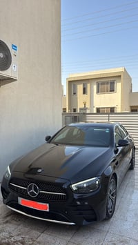مارسدس E200  مراوس فقط مع C300 ابيض او ماروني حصراً  كذلك CLA ممكن    ...