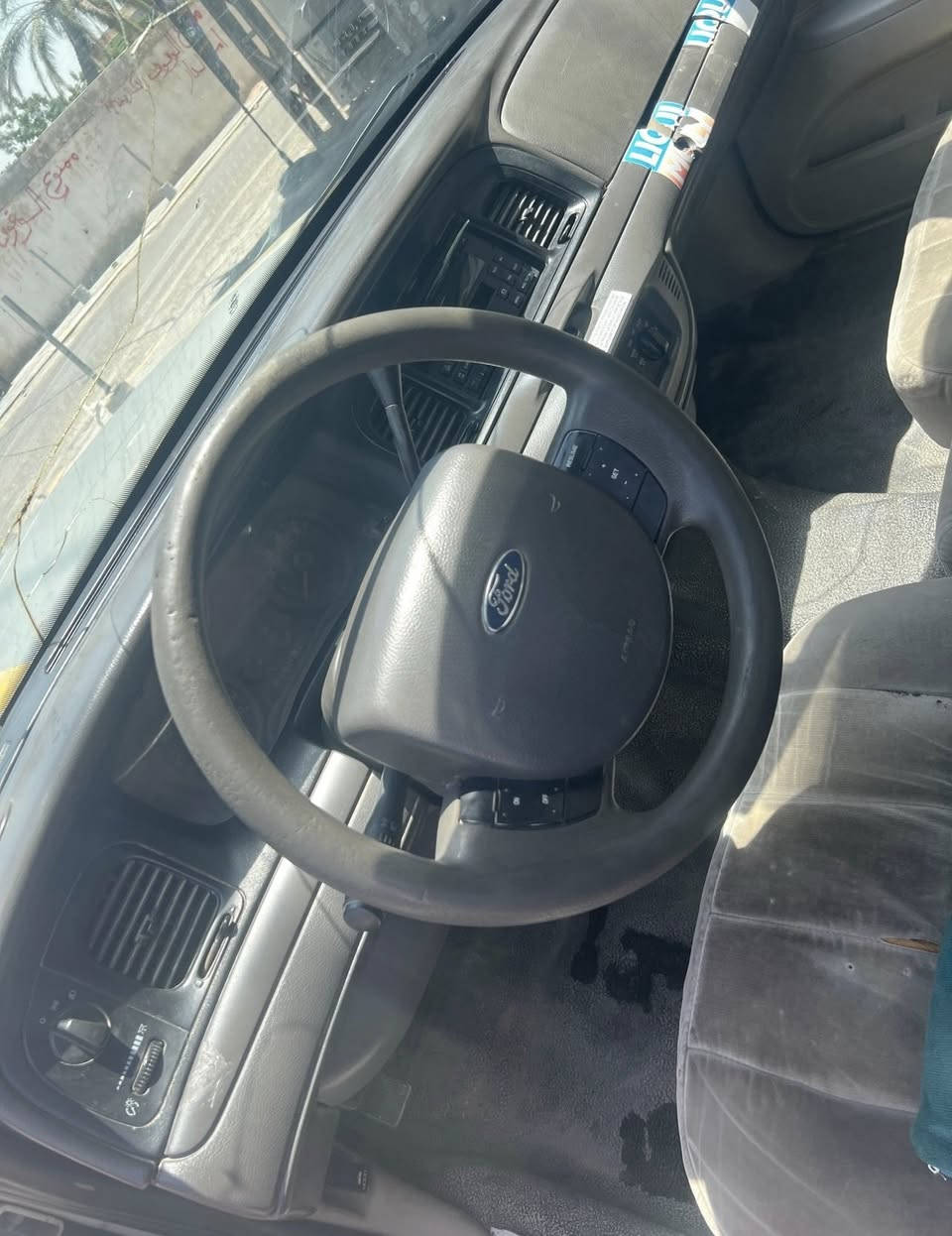 للبيع السعر 30 رقم ***********
