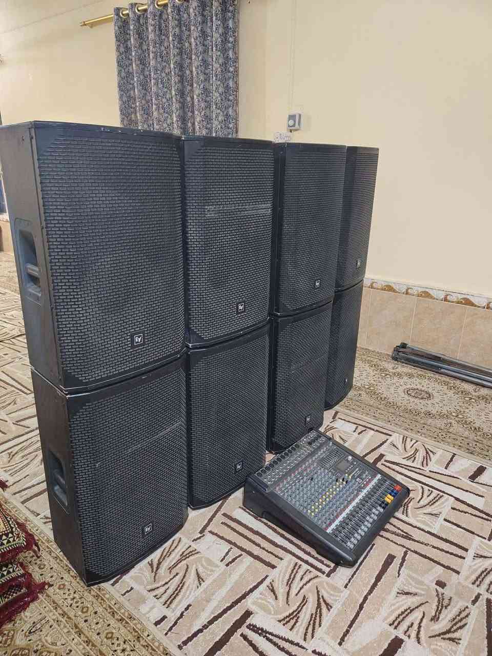 سلام عليكم 
سماعات EV للبيع 
15 انج 
تويتر 
وكروس 
استعمال قليل مرتبات تجي شرط الفحص مكاني الديوانية 
مع جهاز داينكورد بور 1000
للتواصل خاص


**إذا كنت صاحب هذا الإعلان وتريد حذفه لأي سبب، رجاءا أرسل رسالة إلى الدعم الفني**