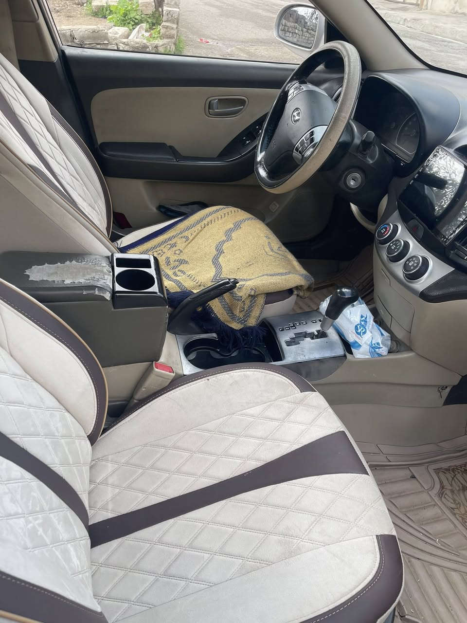 افانتي رقم بغداد بسمي مكان موصل موديل٢٠٠٩مابيهاصبغ بارد بل باب السعر ٩٢ الاتصال***********(***********
