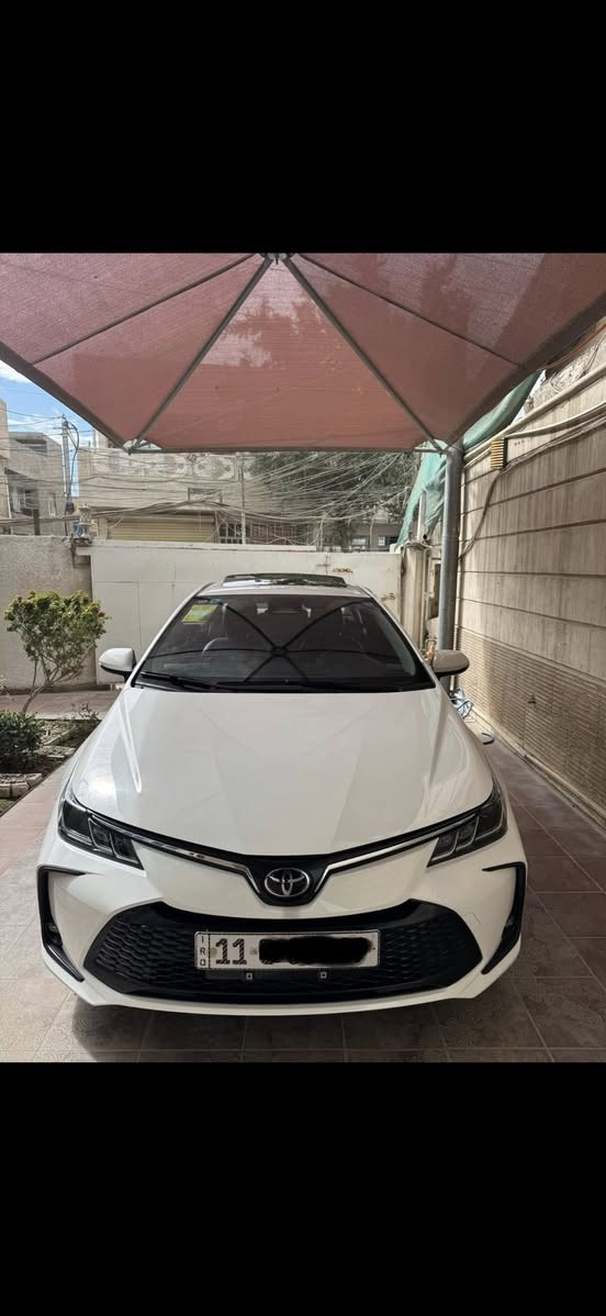 تويوتا كورلا هايبرد 2024 خليجي رقم بغداد الجديد السنوية بأسمي السيارة بحالة جيدة جدا مكفولة من الصبغ والبارد عداد المسافة 22 الف كم  فوول 1/1 السعر 145$  ***********
